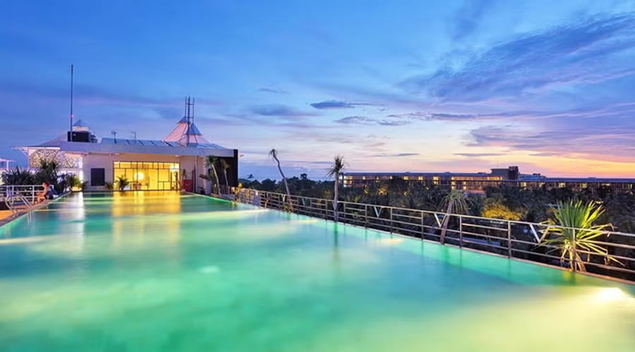 De Vins Sky Hotel Seminyak, Bali, Indonesia